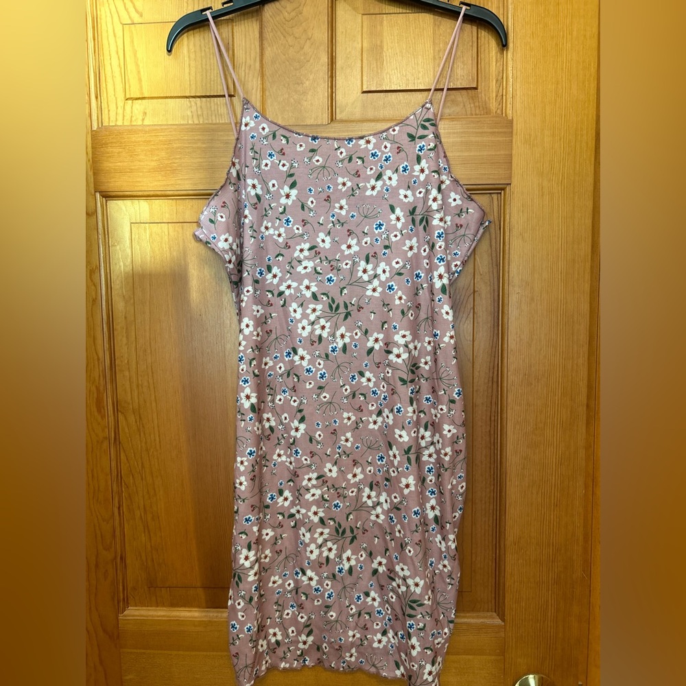 SHEIN Floral Mini Dress in Mauve and White